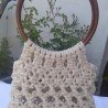 Cartera tejida en macrame